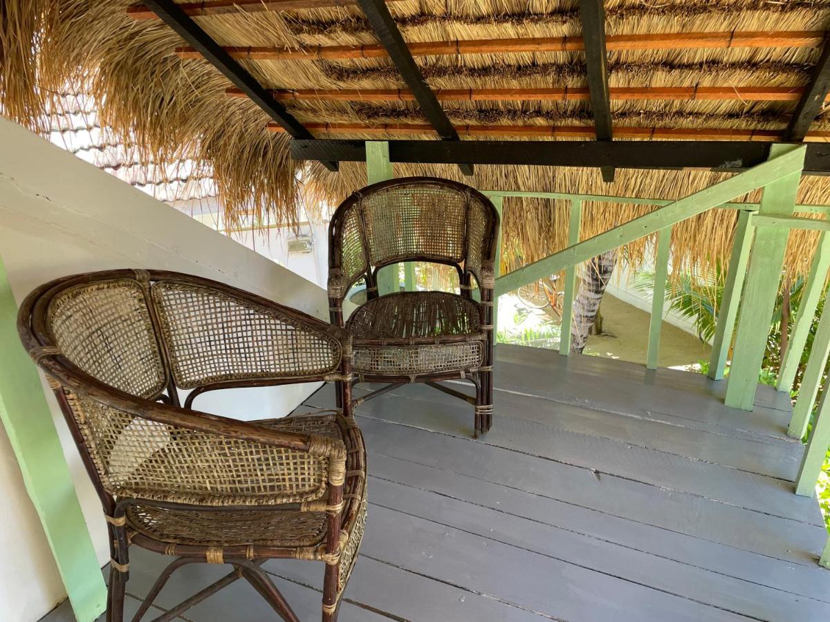 Banana Surf House Hotel Arugam Bay Eksteriør billede