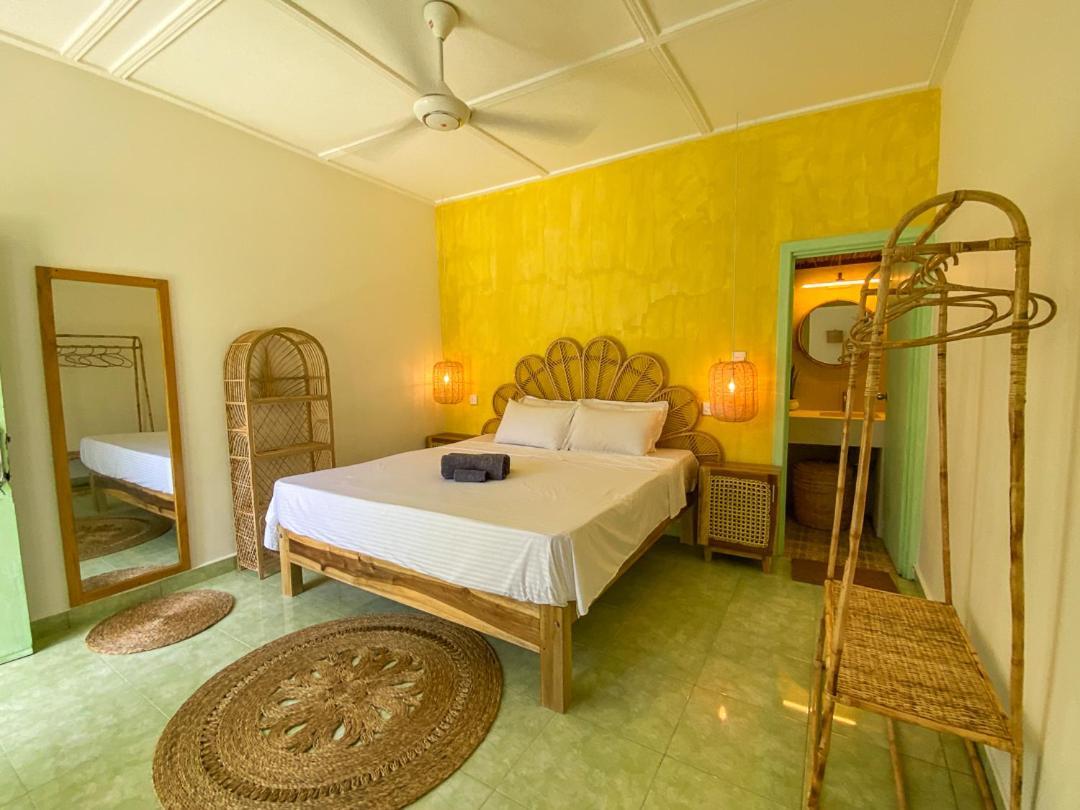 Banana Surf House Hotel Arugam Bay Eksteriør billede
